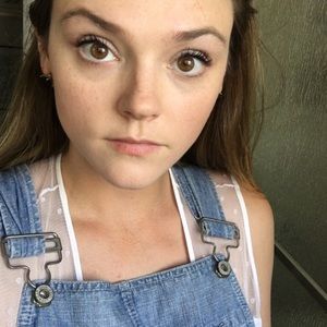 Meet your Posher, Hannah